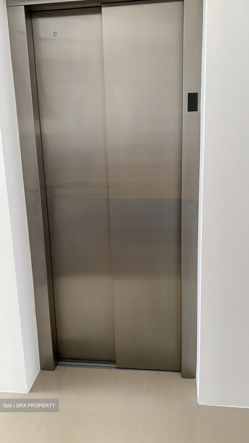 Sembawang Hills Estate (D20), Terrace #589797651